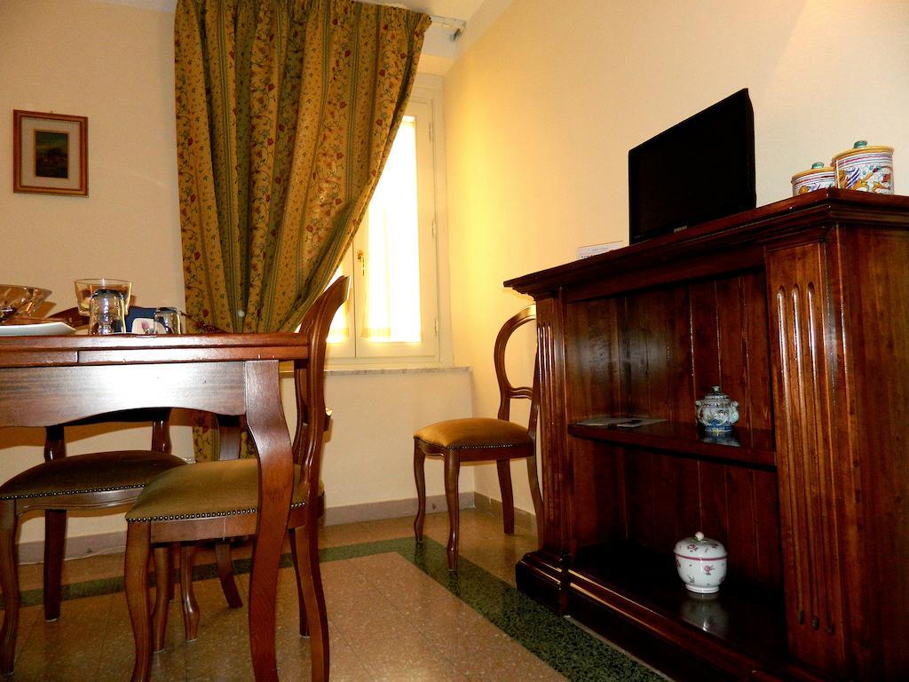 Il Campanile B&B Pisa Værelse billede